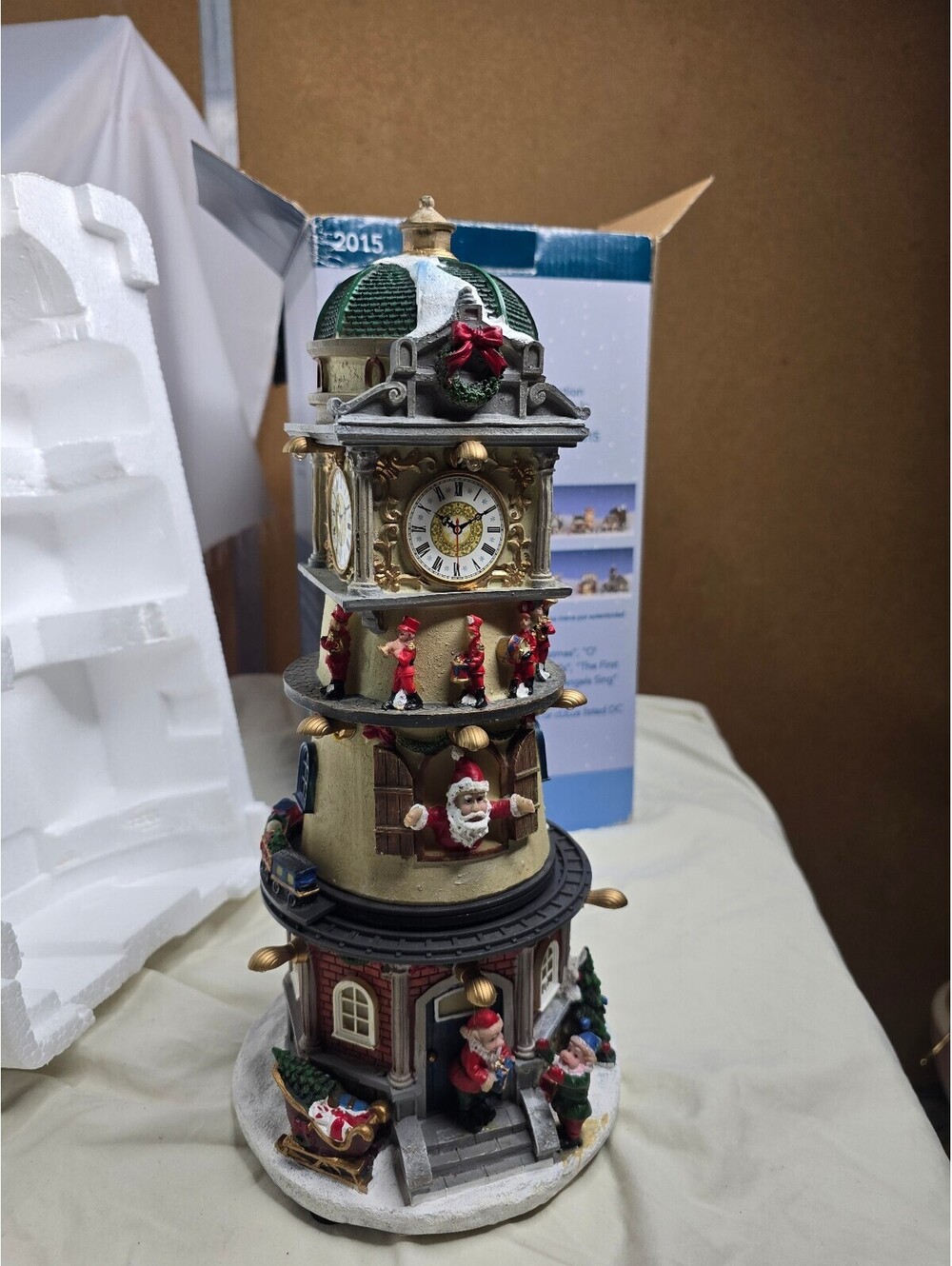 2015 Carole Towne Collection "Carter Clock Tower" Animatronic Lighted Musical
